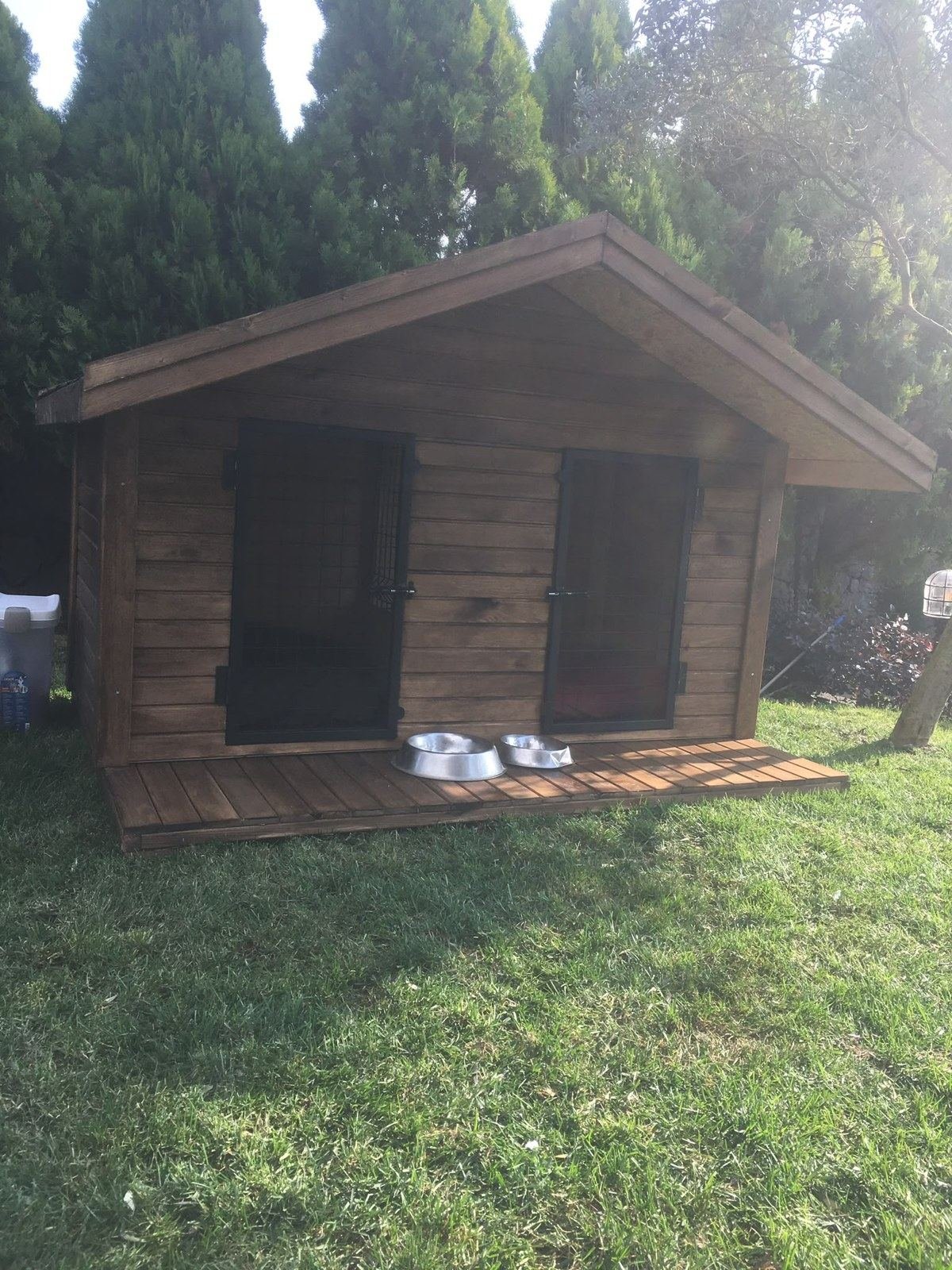 Çift Kapılı Büyük Köpek Kulübesi