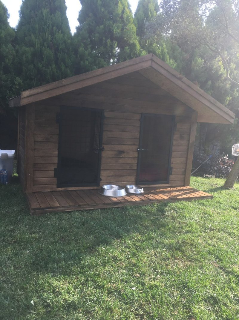 Çift Kapılı Büyük Köpek Kulübesi