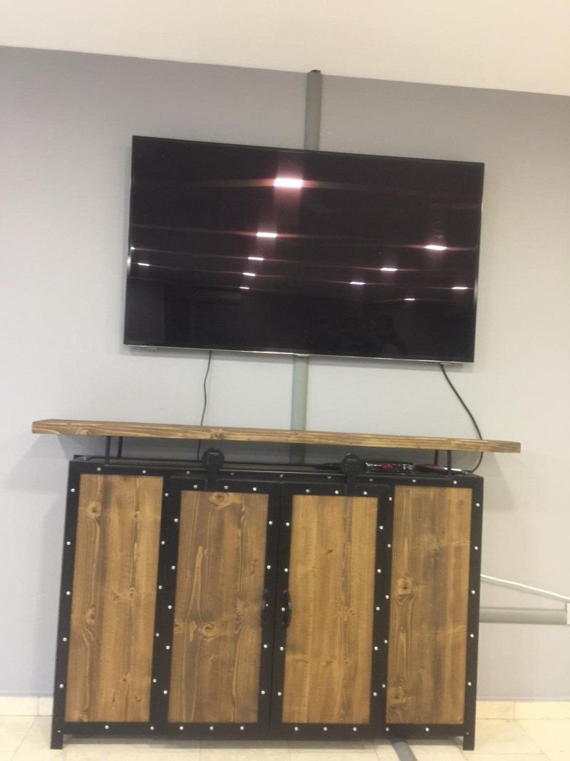 Sürgü Kapaklı Endüstriyel TV Ünitesi